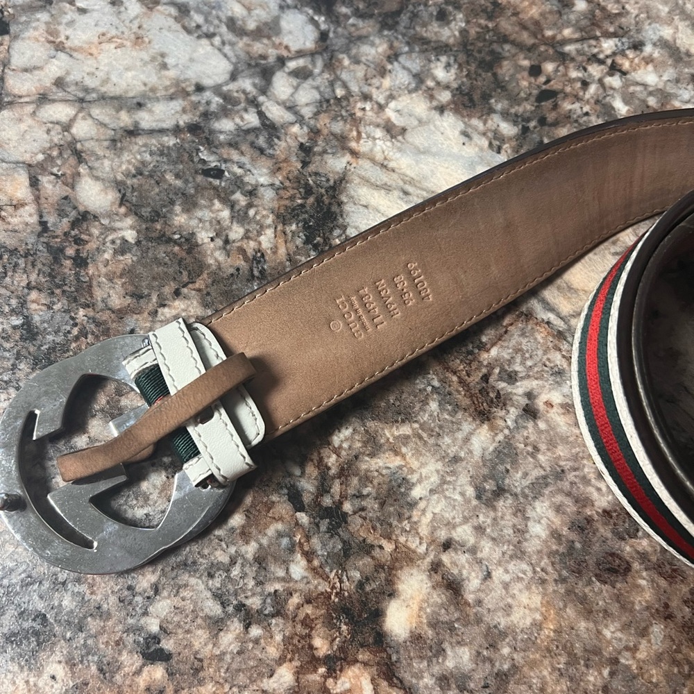 Gucci belts black size 40 and white 38 - Picture 2 of 3